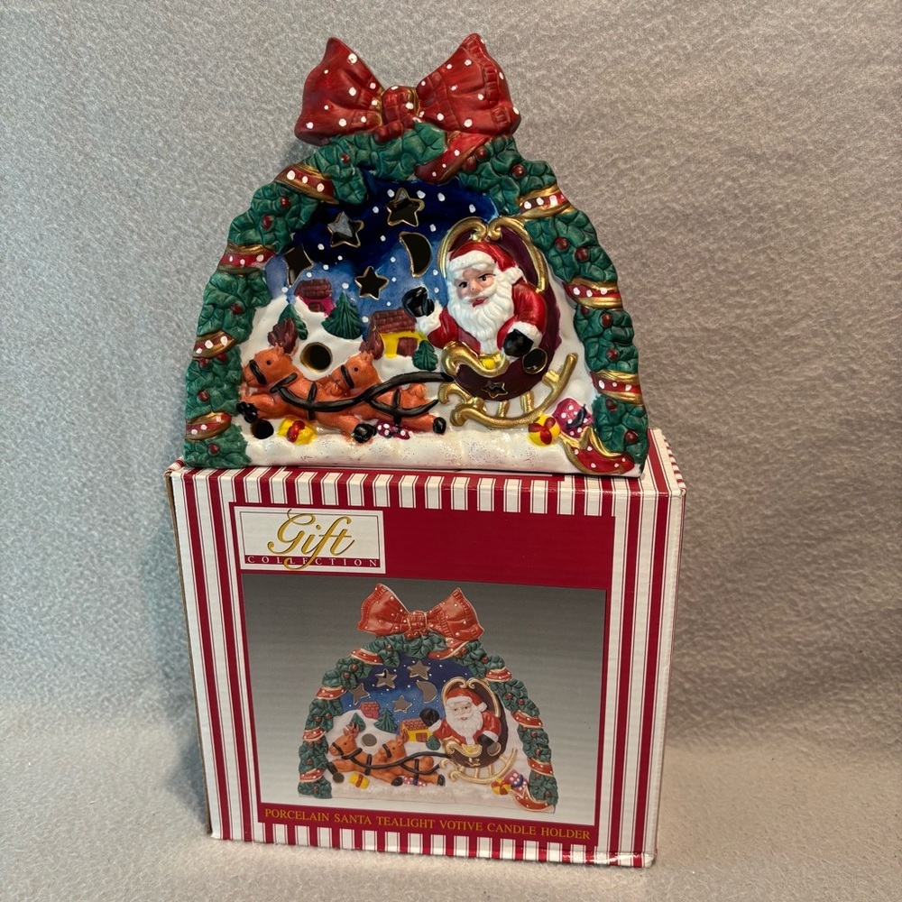 Gift Collection Porcelain Santa Tealight Votive Candle Holder Christmas Sled new